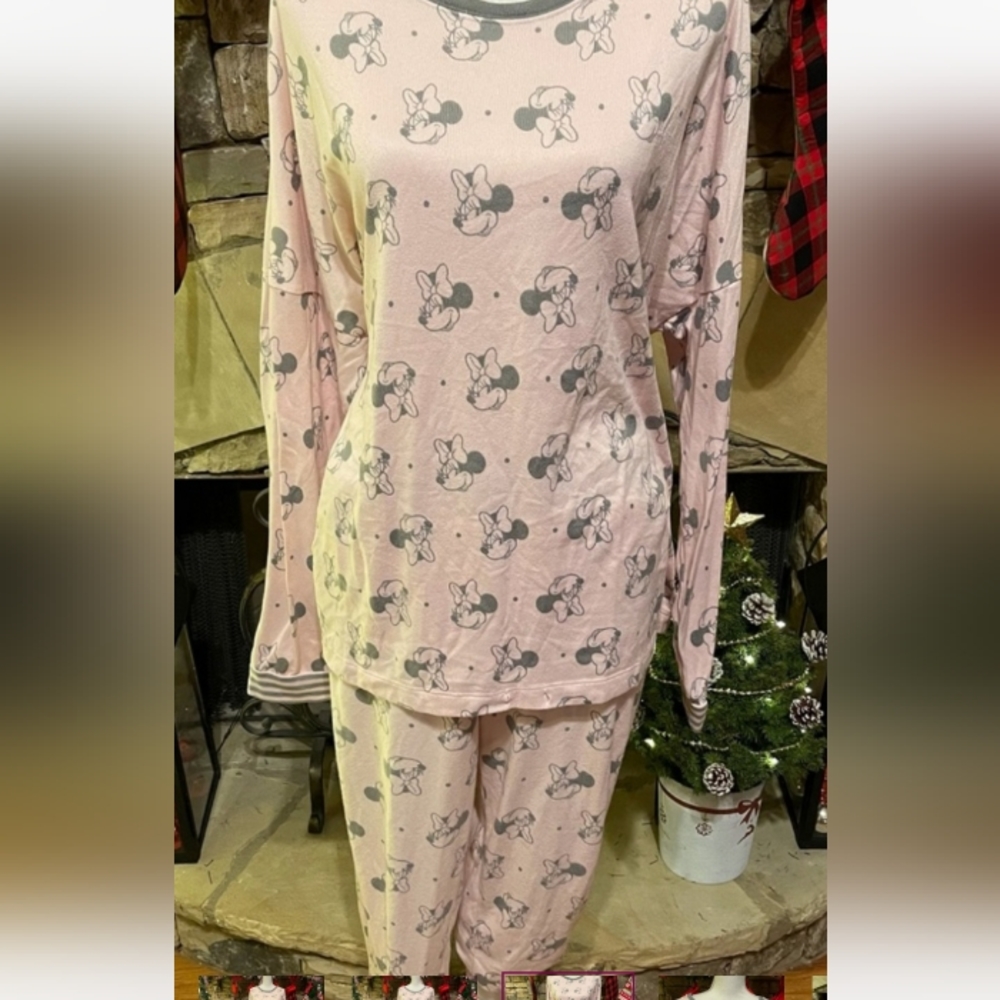 Minnie Mouse pajama set
